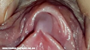 Italijanska tinejdžerka doživljava orgazme u POV solo sesiji sa klitorisom