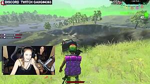 Tarian strip dan tayangan payudara: Gadis gamer Twitch mengungkapkan